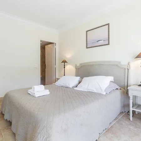 Sleeps 4 Air Con Wifi 公寓 *